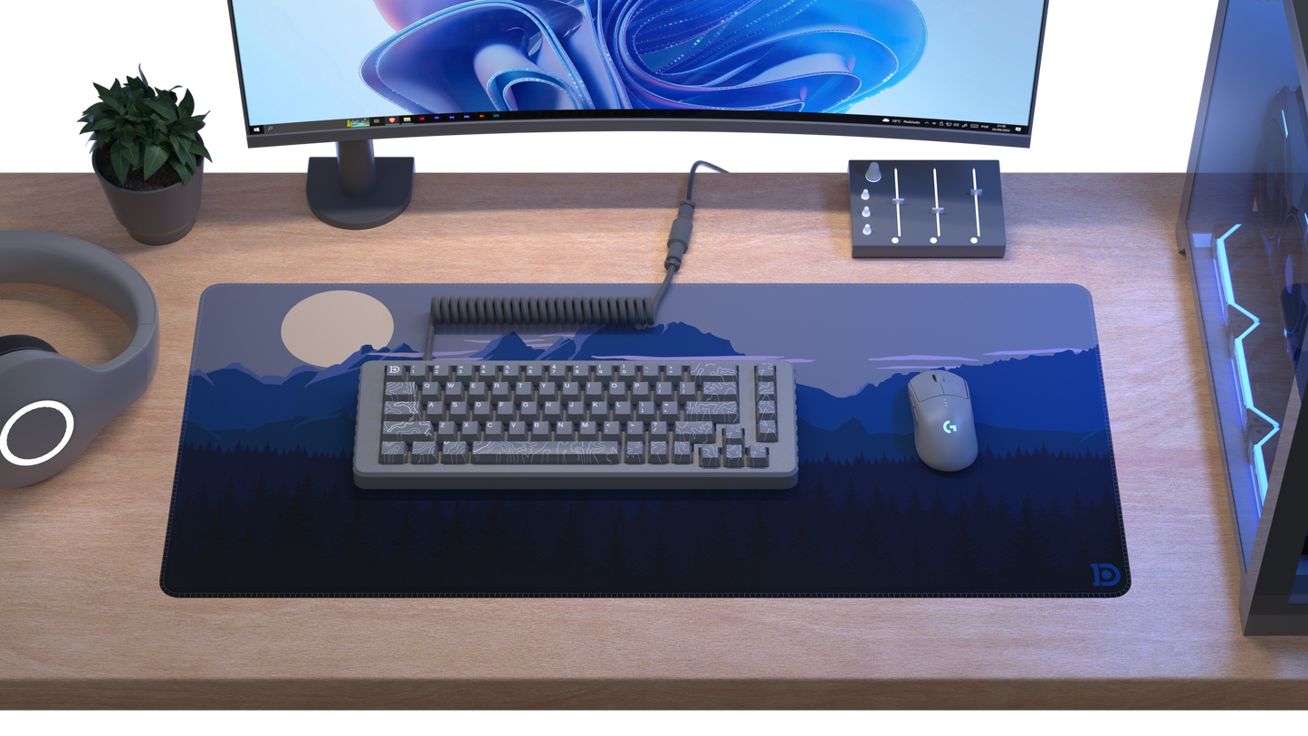 DUSK DESKPAD-1